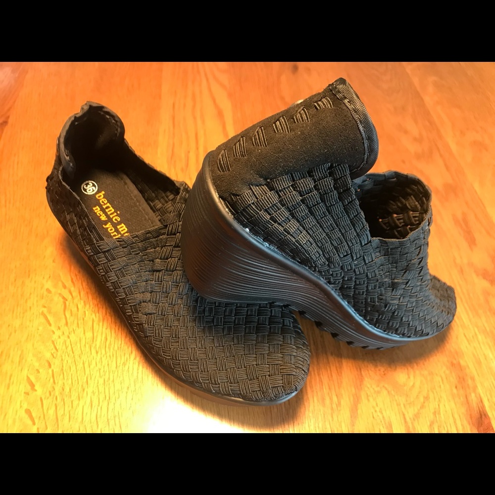 bernie mev. new york size36 (US 5.5) black comfort shoes
